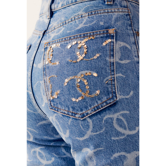 Chanel 23B Runway Dark Blue Denim White CC Printed Logo Sequin Skinny Jeans 42 - Picture 9 of 12